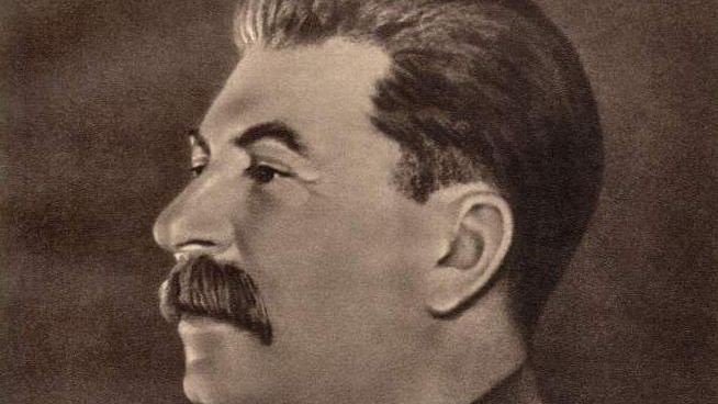 Více než polovina Rusů považuje Stalina za velkého vůdce